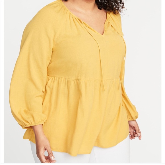 old navy yellow blouse